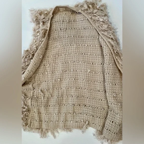 Altar’d State 70’s Style Yarn Vest Boho Cowgirl Shaggy Beige Cream Medium - Picture 10 of 13